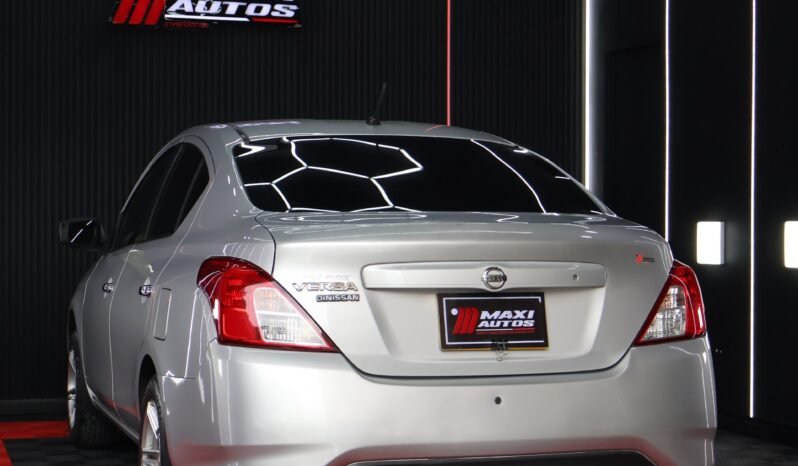 
								NISSAN VERSA SENSE MT 1.6 full									