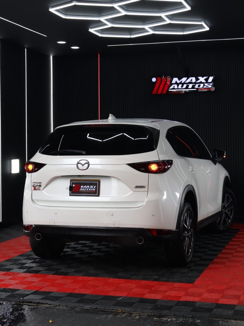 
								MAZDA CX5 GRAND TOURING 2.500 CC AT 4X2 full									