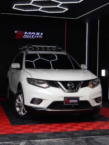 NISSAN X-TRAIL ADVANCE 2.5L AT 4×2 7PTOS.