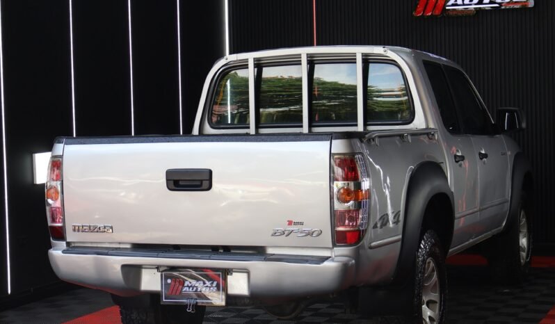 
								MAZDA BT50 MT 4X4 2.5 DIESEL full									