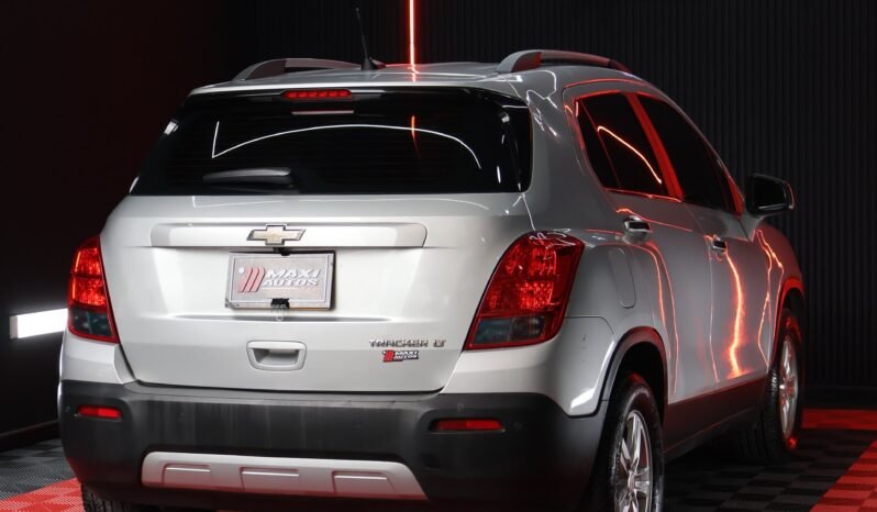 
								CHEVROLET TRACKER LS AT 1.8 4X2 full									