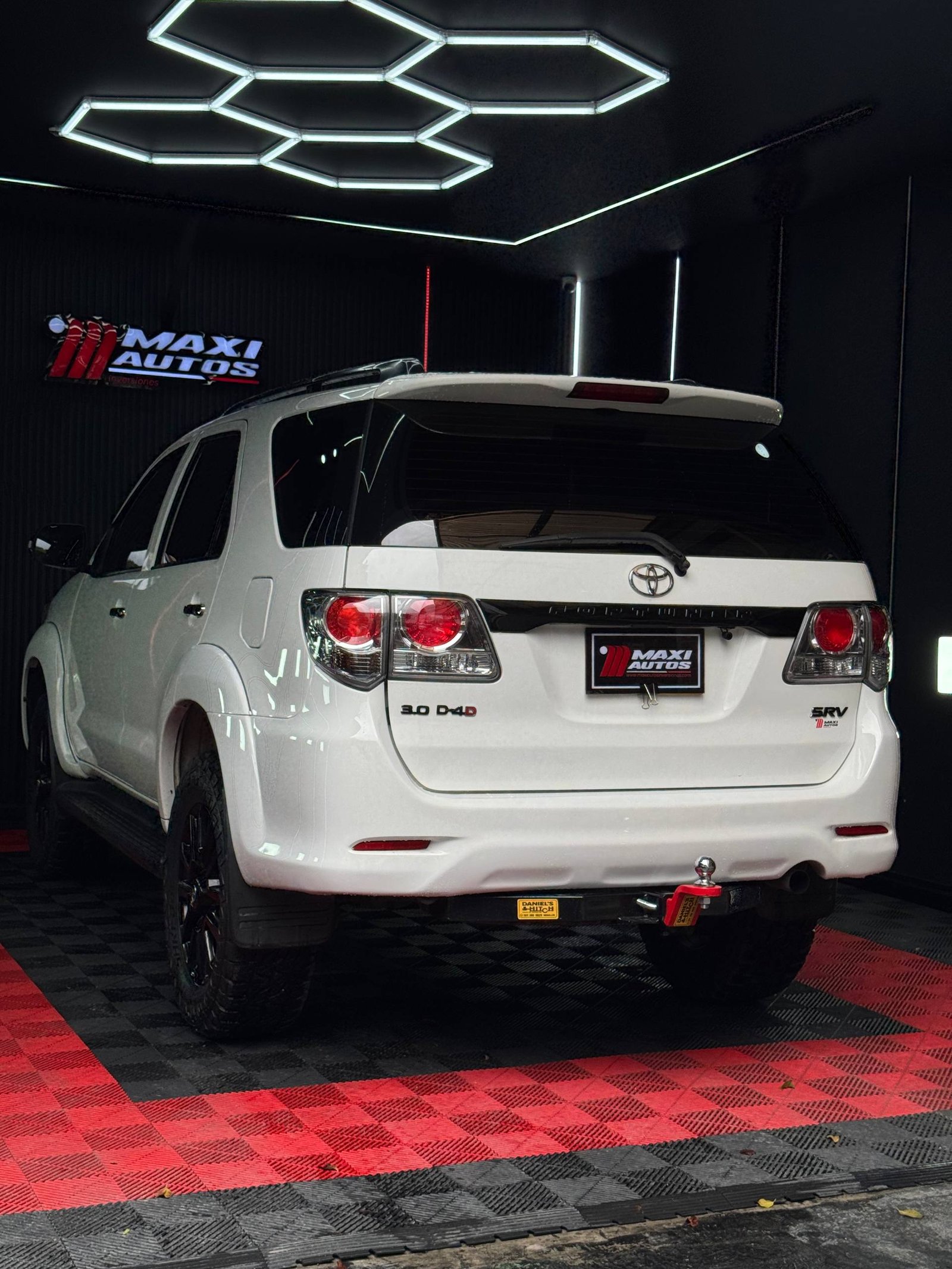 TOYOTA FORTUNER SRV 3.0 AT  DIESEL 4X4
