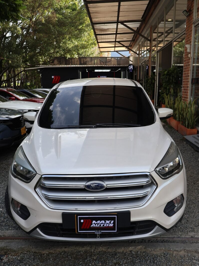 
								FORD ESCAPE SE 2.0L AT 4×2 full									