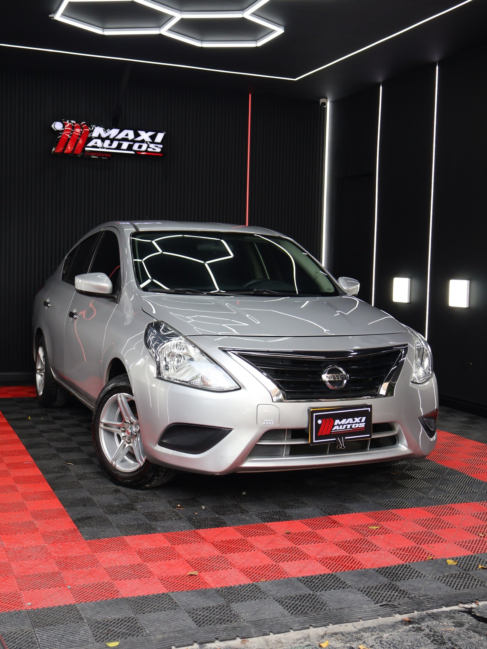 NISSAN VERSA SENSE MT 1.6