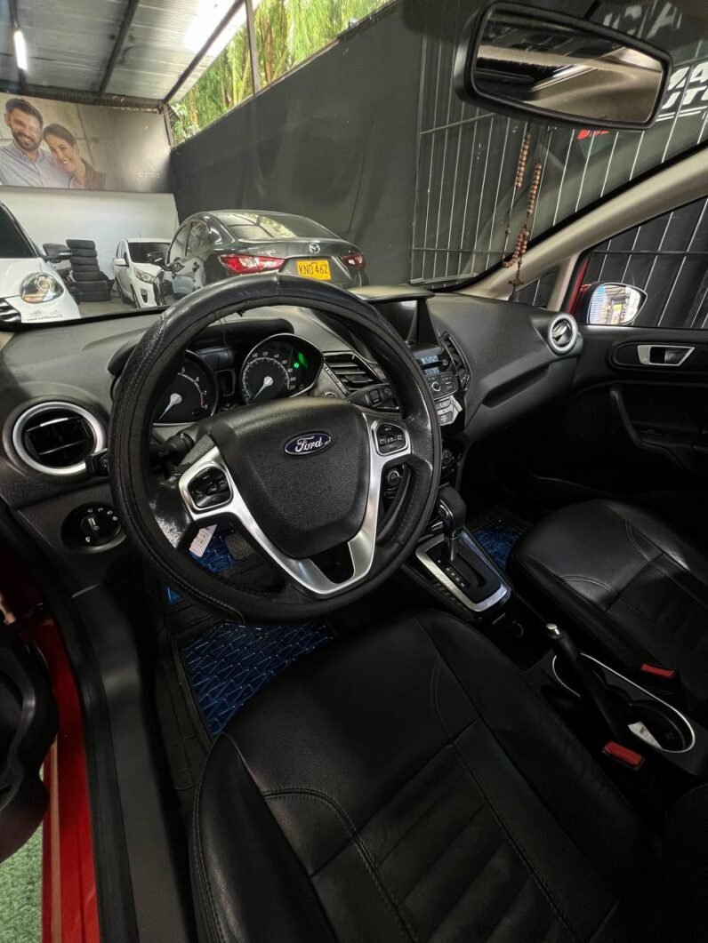 
								FORD FIESTA TITANIUM AT 1.6 full									