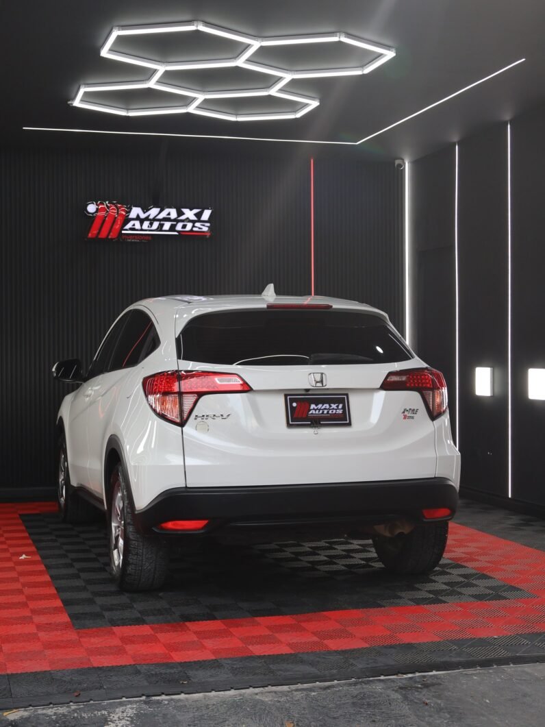 
								HONDA HRV XTYLE 1.800 AUT 4X2 full									