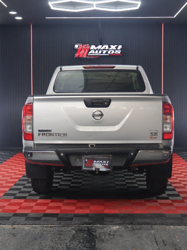 NISSAN FRONTIER NP300 DIESEL 2.5 MT 4X2