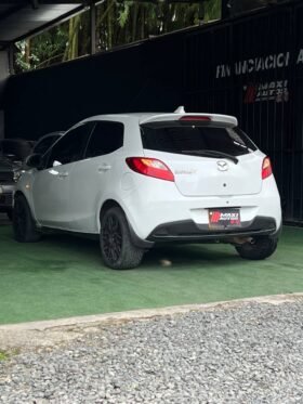 MAZDA 2 HB AT