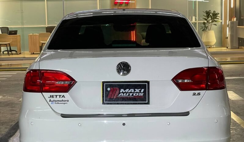 
								VOLKSWAGEN NEW JETTA CONFORTLINE 2.5L AT full									