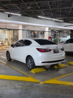 MAZDA 2 TOURING SEDAN AT 1.5CC