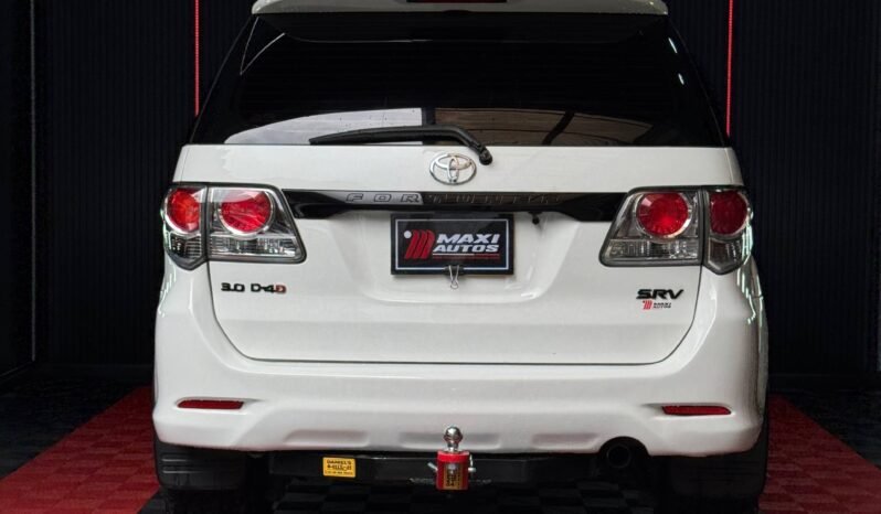 
								TOYOTA FORTUNER SRV 3.0 AT  DIESEL 4X4 full									