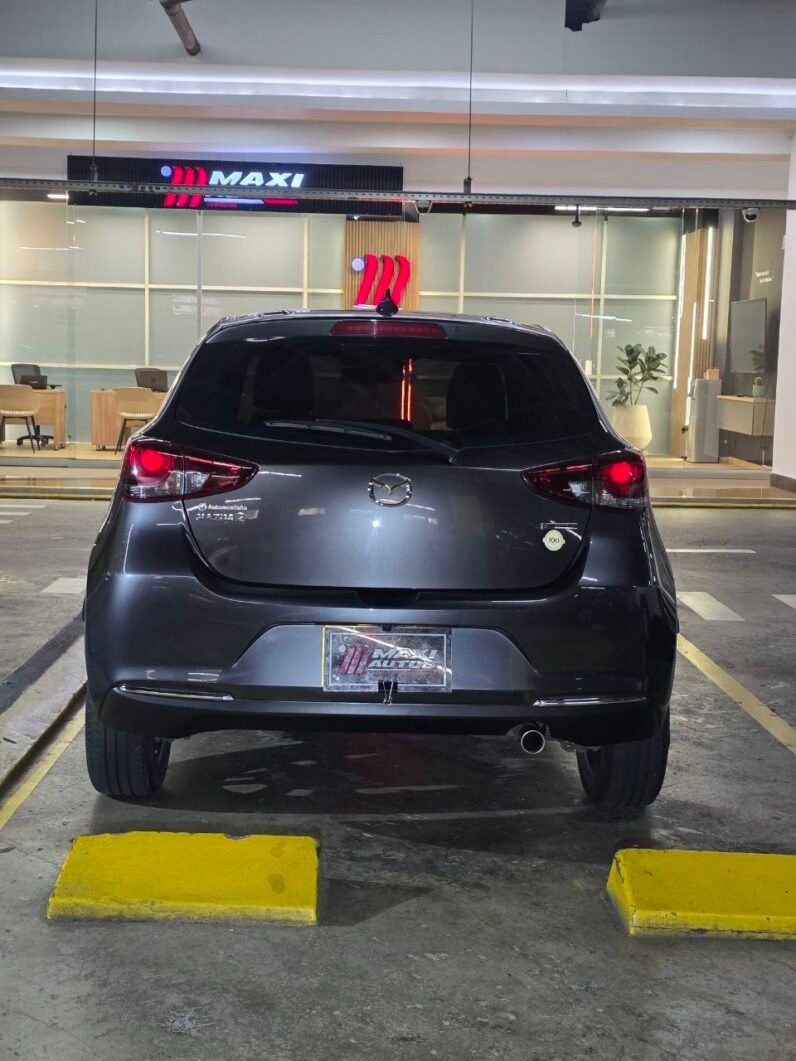 
								MAZDA 2 GRAND TOURING LX 1.5 AT full									