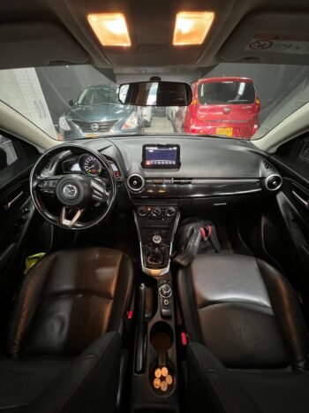 MAZDA 2 SEDAN