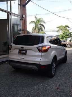 FORD ESCAPE SE 2.0L AT 4×2