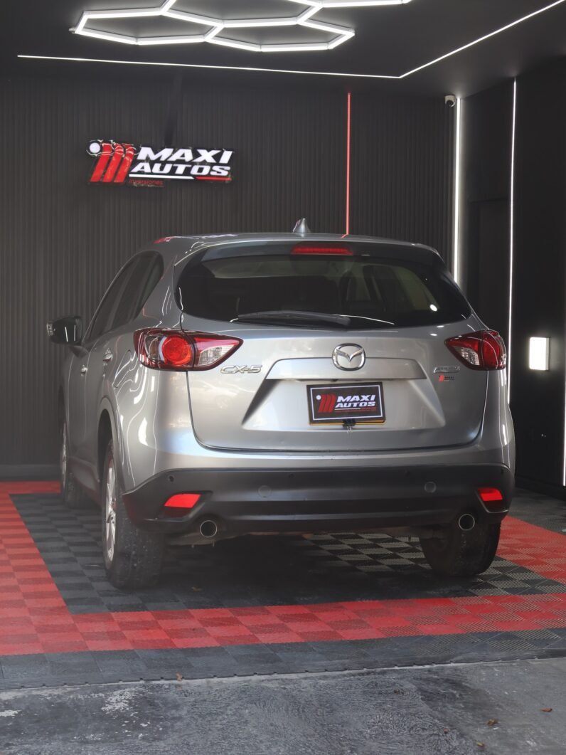 
								MAZDA CX-5 TOURING 2.0L 4×2 full									