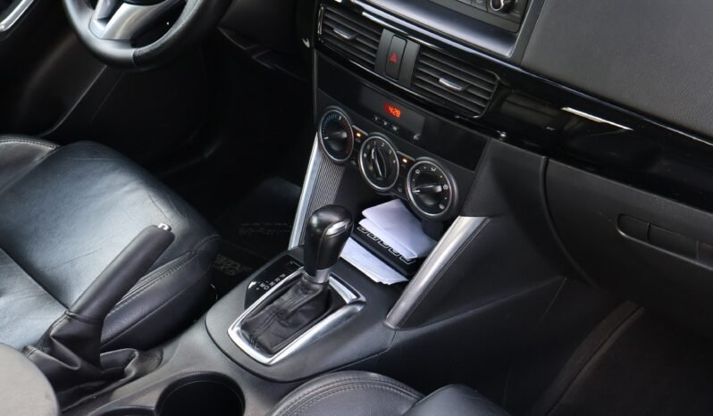 
								MAZDA CX-5 TOURING 2.0L 4×2 full									