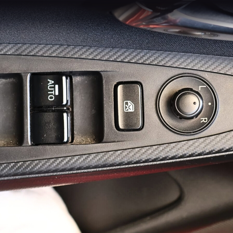 
								MAZDA 2 GRAND TOURING 1.5 MT full									