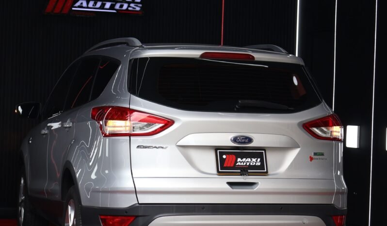 
								FORD ESCAPE TITANIUM AT 4X4 full									