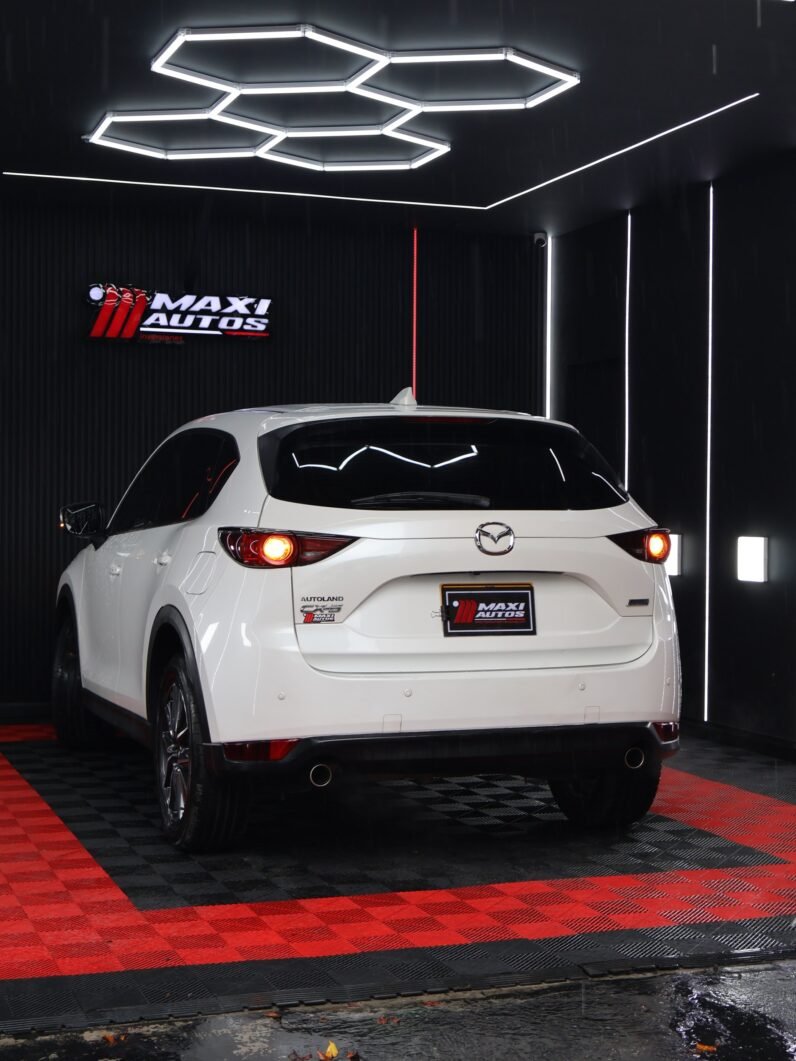 
								MAZDA CX5 GRAND TOURING 2.500 CC AT 4X2 full									