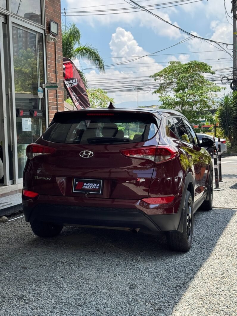 
								HYUNDAI  NEW TUCSON 2.0 AT GASOLINA full									
