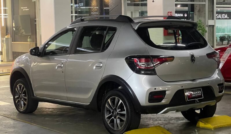 
								RENAULT STEPWAY INTENS AT full									