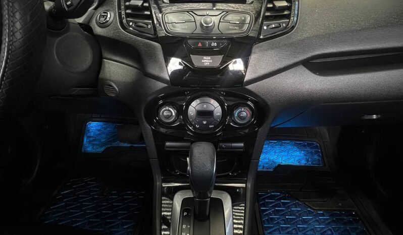 
								FORD FIESTA TITANIUM AT 1.6 full									