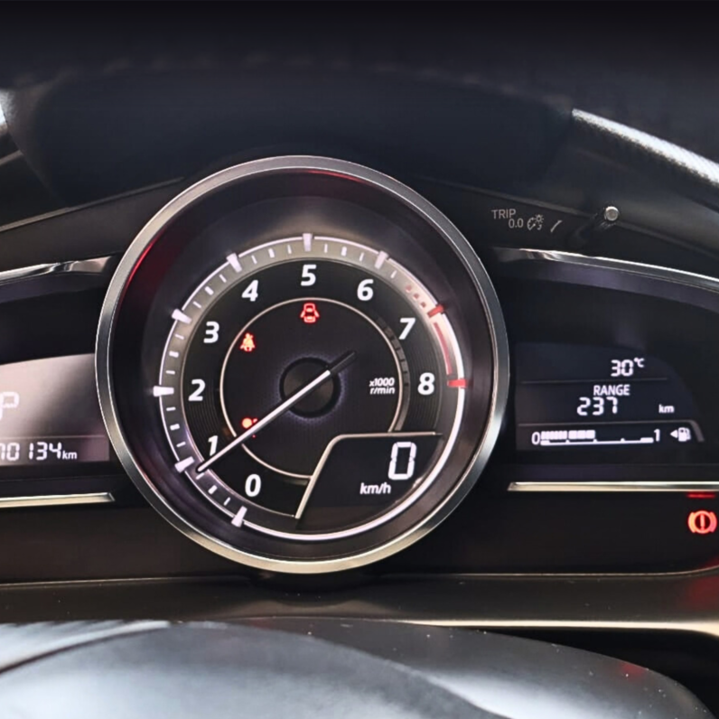 
								MAZDA 2 GRAND TOURING 1.5 MT full									