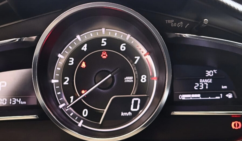 
								MAZDA 2 GRAND TOURING 1.5 MT full									