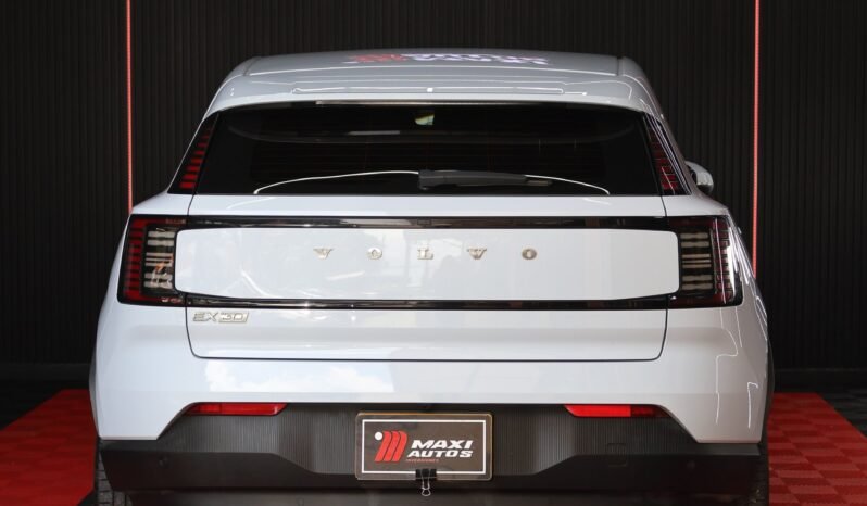 
								VOLVO EX30  AT – (RANGO EXTENDIDO) full									