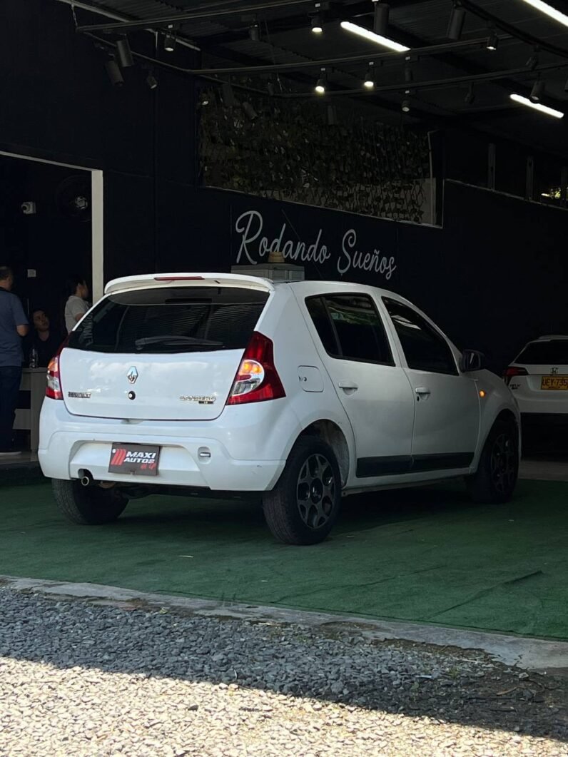 
								RENAULT SANDERO EXPRESSION 1.6 MT full									