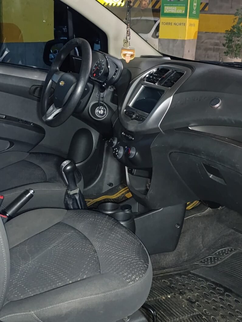 
								CHEVROLET BEAT LT SD MT 1.2 full									