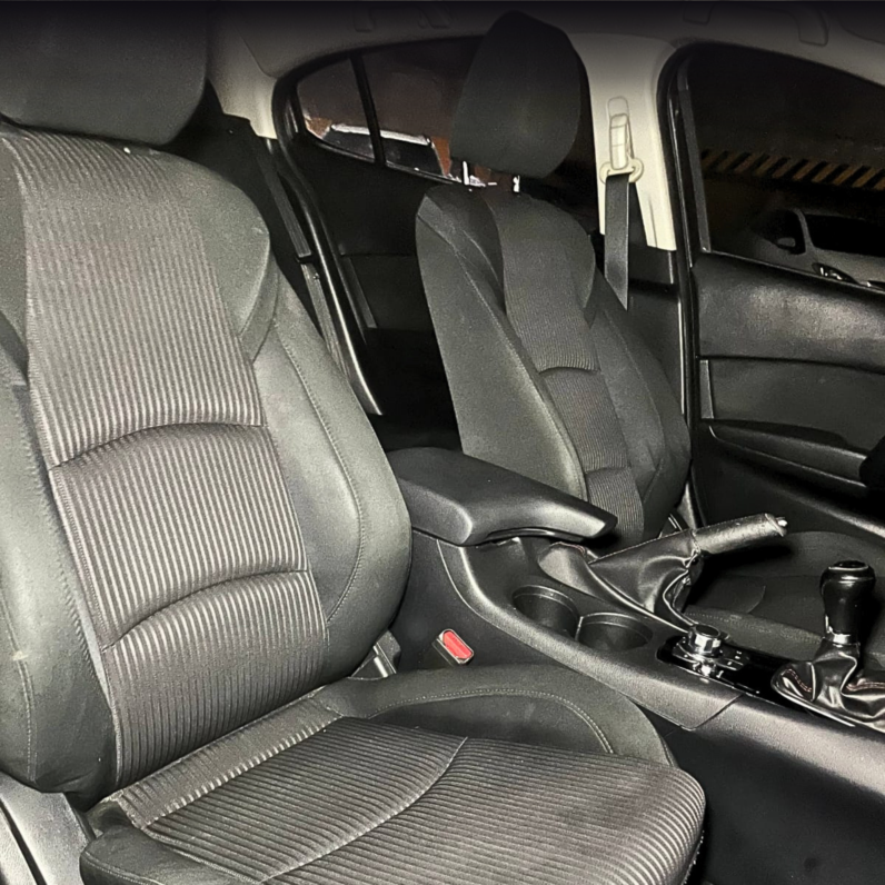 
								MAZDA 3 TOURING MT full									