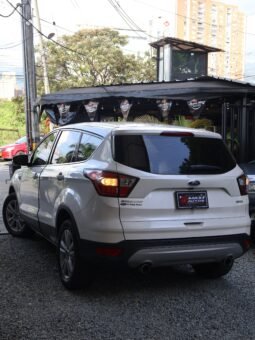 
										FORD ESCAPE SE 2.0L AT 4×2 full									