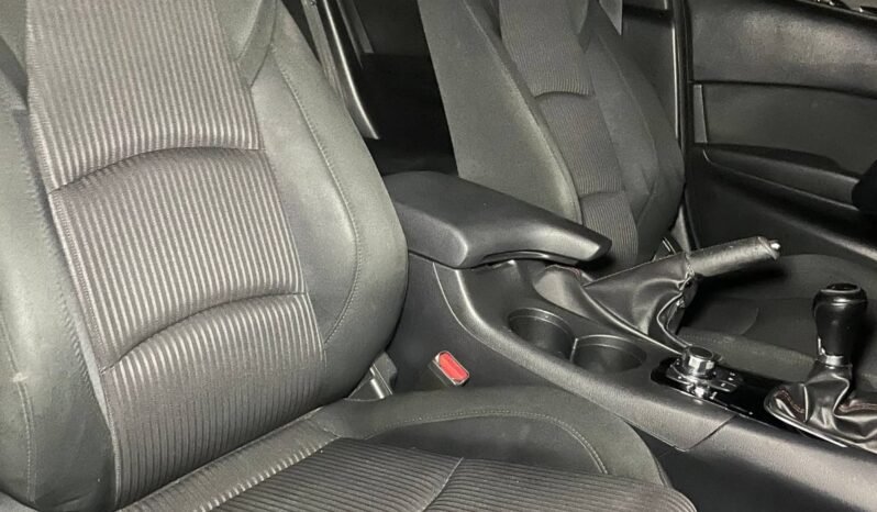 
								MAZDA 3 TOURING MT full									