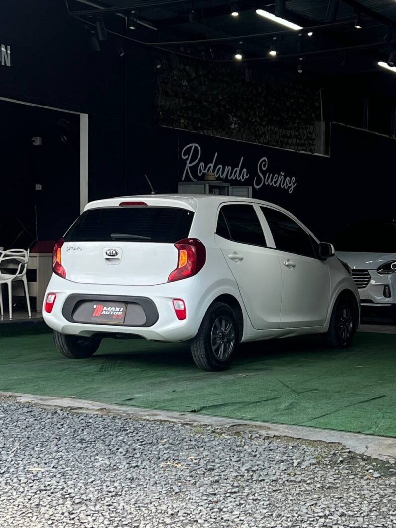 
								KIA PICANTO VIBRANT MT 1.250 full									
