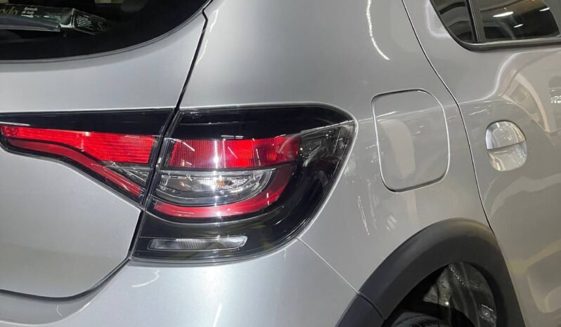 
								RENAULT STEPWAY INTENS AT full									