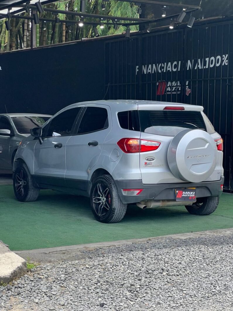 
								FORD ECOSPORT SE MT 2.0 full									