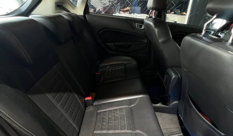 
								FORD FIESTA TITANIUM AT 1.6 full									