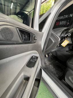 
										FORD ECOSPORT SE MT 2.0 full									