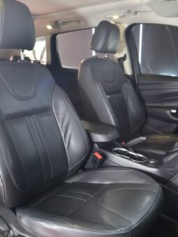 
										FORD ESCAPE TITANIUM AT 4X4 full									