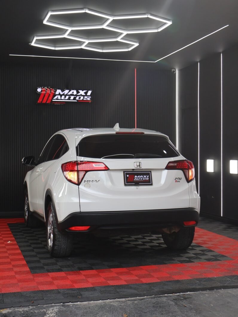 
								HONDA HRV XTYLE 1.800 AUT 4X2 full									