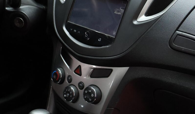 
								CHEVROLET TRACKER LS AT 1.8 4X2 full									