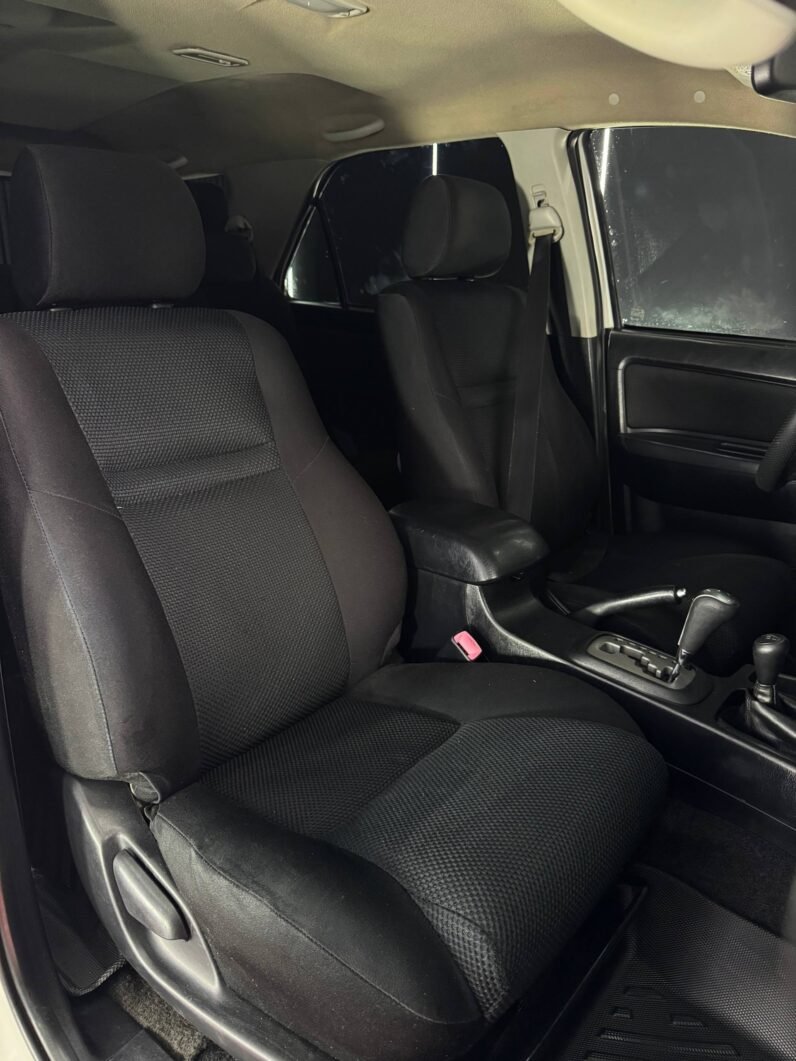 
								TOYOTA FORTUNER SRV 3.0 AT  DIESEL 4X4 full									