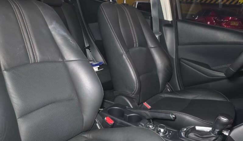 
								MAZDA 2 GRAND TOURING LX 1.5 AT full									