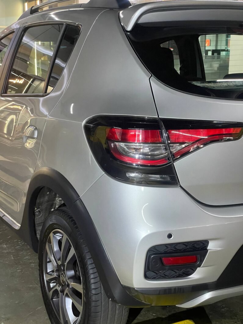 
								RENAULT STEPWAY INTENS AT full									