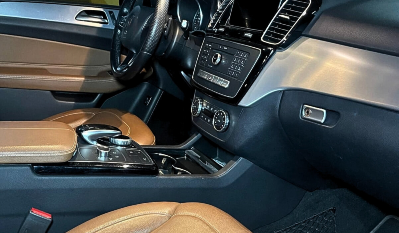 
								MERCEDES-BENZ A200 AT 1.6 T full									