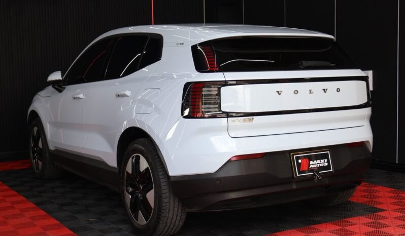 
								VOLVO EX30  AT – (RANGO EXTENDIDO) full									