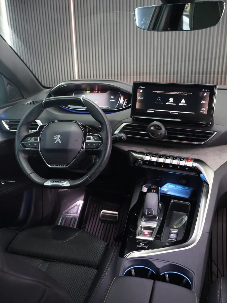 
								PEUGEOT 3008 GT LINE 1.6 AT full									