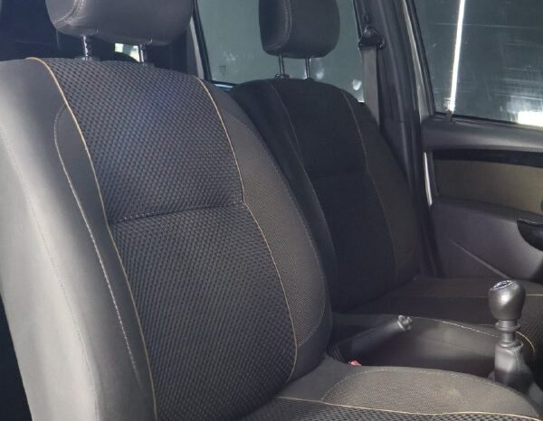 
								RENAULT DUSTER DYNAMIQUE 2.O MT 4X2 full									