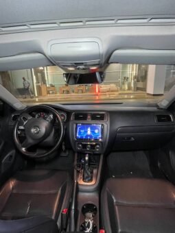 
										VOLKSWAGEN NEW JETTA CONFORTLINE 2.5L AT full									